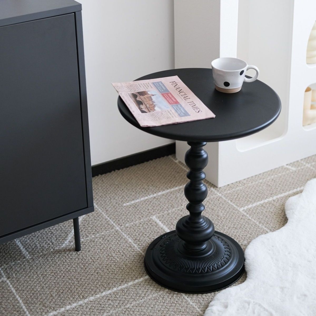 Modern Metal Table Modern Minimalist Nordic Retro Metal Round Side Table - Black Finish Accent Table for Living Room, Bedroom, Balcony | Easy Assembly Durable Design